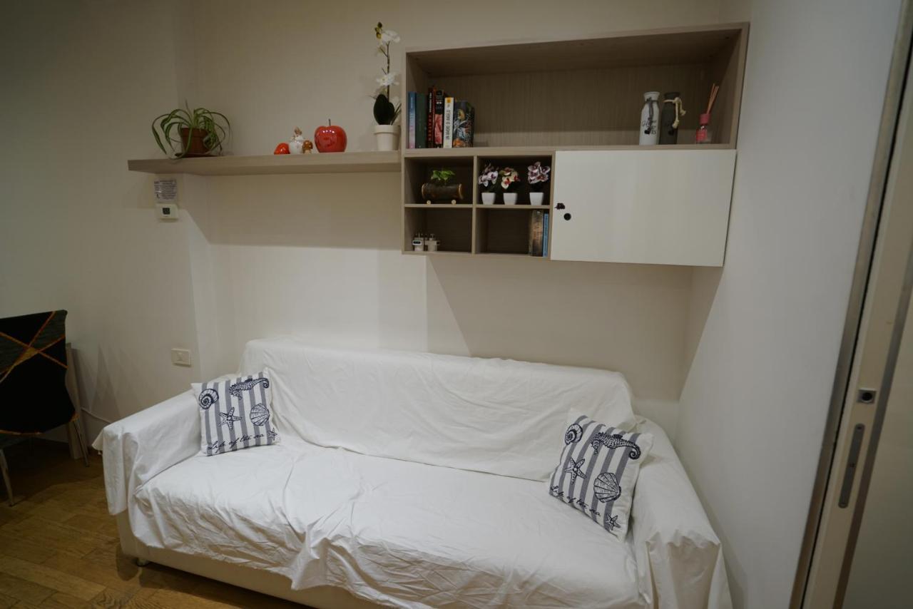 Fast Wifi E Netflix -- Centro Di Rho Vicino Stazione Apartment Exterior photo